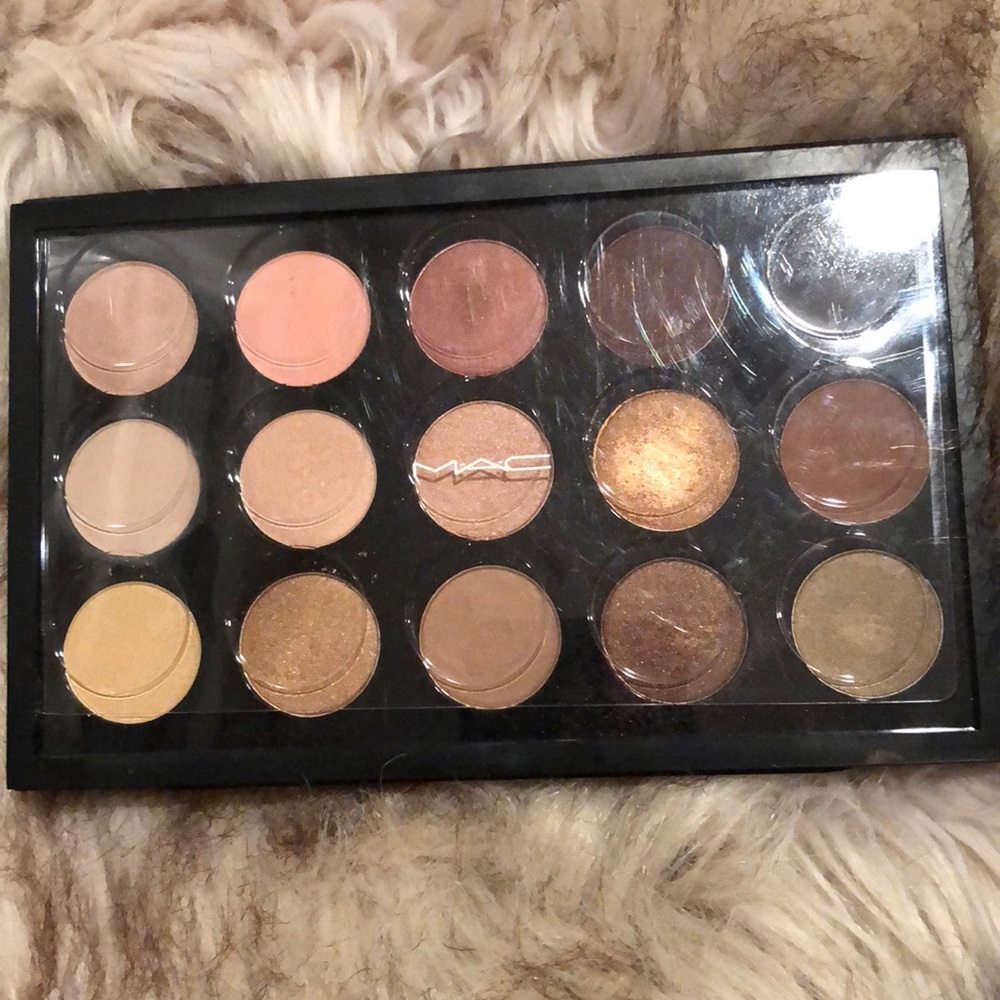 MAC Pallet